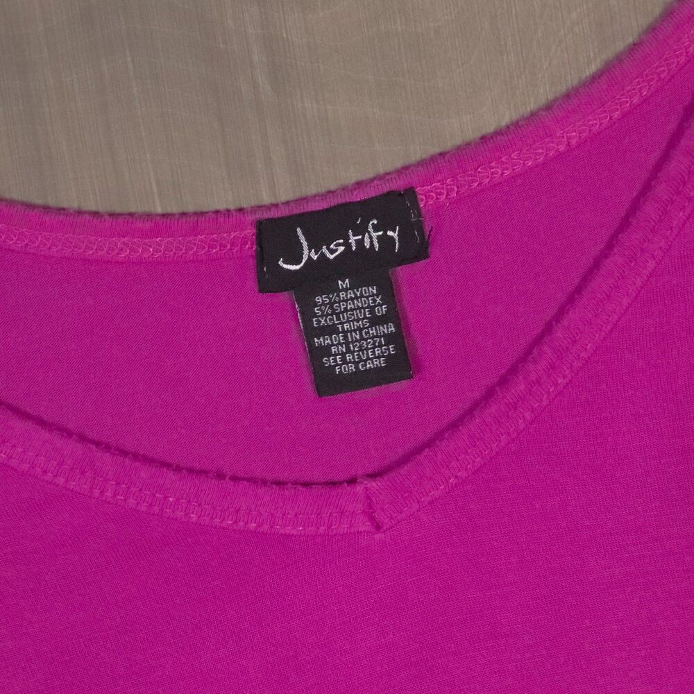 Justify Women's Medium Pink Short Sleeved Shirt - Picture 4 of 7